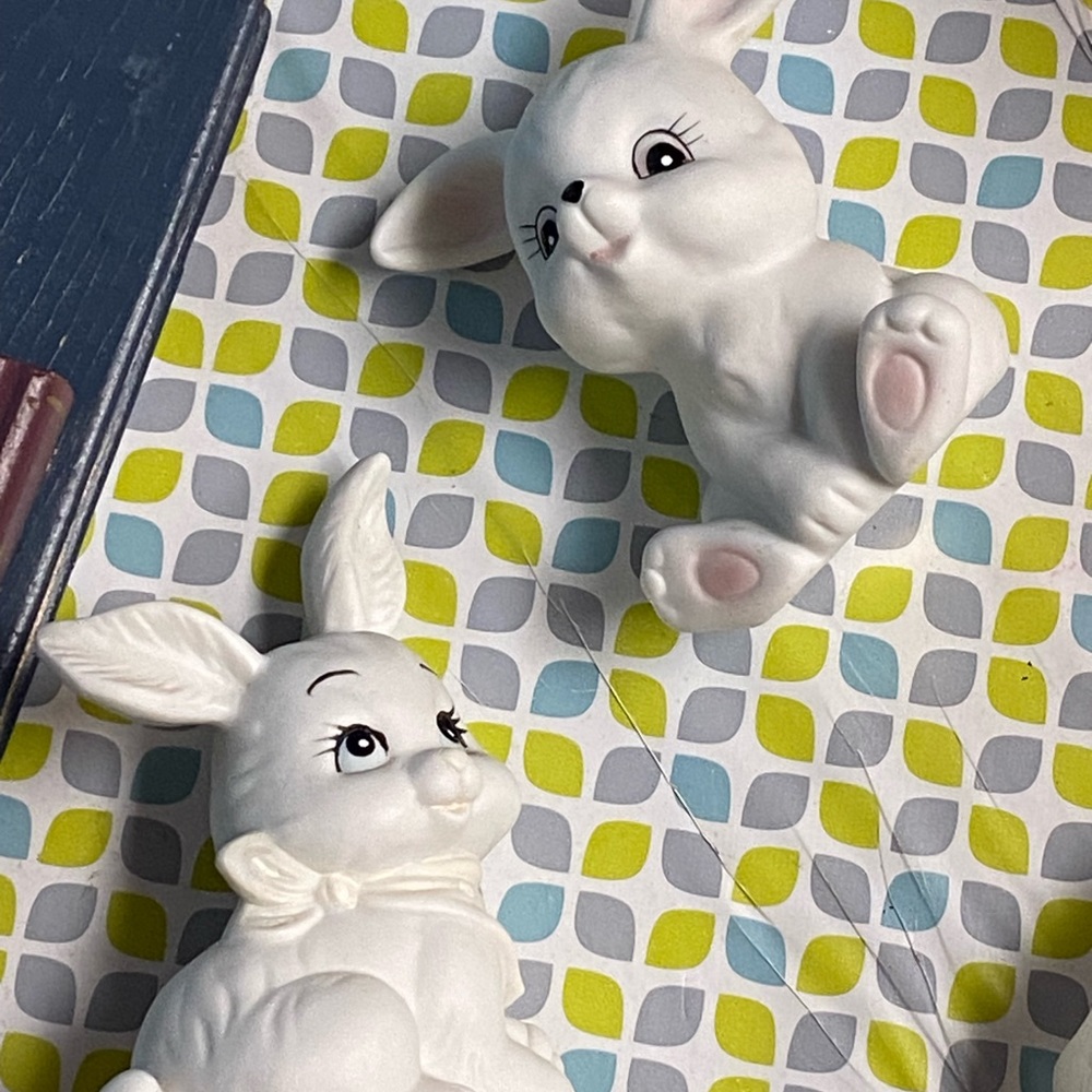 Vintage Homco white porcelain Bunnies - Picture 6 of 10